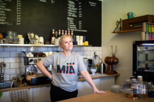 Kuva Anna-Katri Hänninen, Volat, EEVAMARI, MIÄ